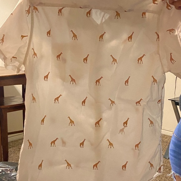 Forever 21 draft button down - Picture 2 of 2